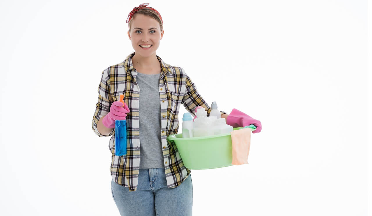 Elabora tu propio limpiador para hogar con aroma navideño