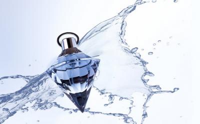 Agua desionizada: Qué es, propiedades y usos